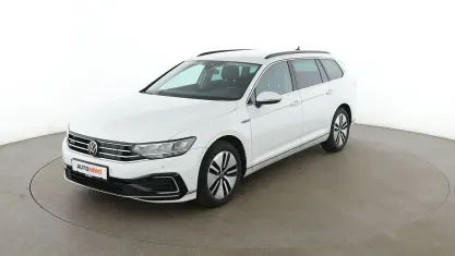 Gebraucht VW Passat GTE 2021 Weiß Kombi