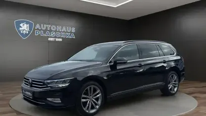 Gebraucht VW Passat Business 190 PS (139 kW) 2023 Deep black perleffekt (schwarz) Kombi