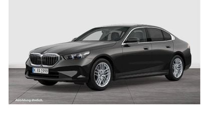 Neu BMW 540 Sport Line 286 PS (210 kW) 2025 Grau Limousine