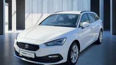 Weiß Gebraucht 2024 Seat Leon Style Limousine | 25.790 € (Guter Preis)