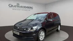 Schwarz Gebraucht 2024 VW Touran Comfortline Van / Kleinbus | 33.333 € (Fairer Preis)