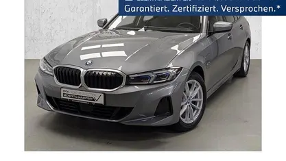 Gebraucht BMW 330e Sport Line 292 PS (214 kW) 2022 Skyscraper Kombi