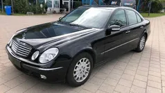 Schwarz Gebraucht 2002 Mercedes E240 Elegance Limousine | 4.900 € (Fairer Preis)