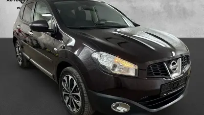 Gebraucht Nissan Qashqai 360º 141 PS (103 kW) 2013 Schwarz SUV
