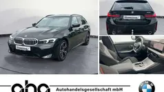Saphirschwarz metallic Gebraucht 2024 BMW 330 M Sport Kombi | 43.930 € (Guter Preis)