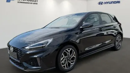 Neu Hyundai i30 N Line 150 PS (110 kW) 2026 Schwarz Limousine