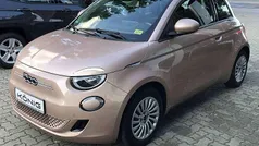 Rose gold (5cf) Gebraucht 2023 Fiat 500e Kleinwagen | 24.490 € (Fairer Preis)