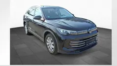 Deep black perleffekt Gebraucht 2024 VW Tiguan Elegance SUV | 37.940 € (Fairer Preis)