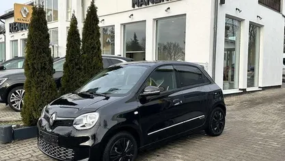Sternenschwarz Gebraucht 2021 Renault Twingo Urban Night Kleinwagen | 12.990 € (Fairer Preis)
