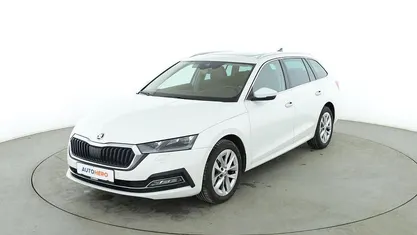 Weiß Gebraucht 2022 Skoda Octavia Style Kombi | 25.090 € (Fairer Preis)