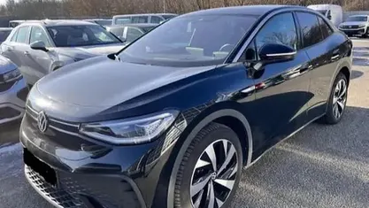 Begagnad VW ID.5 Pro Performance 150 kW (204 HK) 2023 Svart SUV