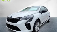 Gebraucht 2024 Renault Clio V Evolution Kleinwagen | 16.480 € (Fairer Preis)