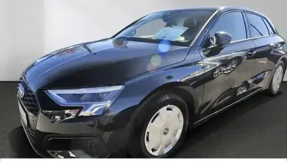 Używany Audi A3 Ambiente 110 KM (80 kW) 2022 Czarny Sedan/Limuzyna