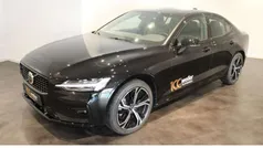 Schwarz Gebraucht 2023 Volvo S60 Plus Limousine | 35.850 € (Fairer Preis)