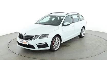Weiß Gebraucht 2017 Skoda Octavia RS Kombi | 20.110 € (Fairer Preis)