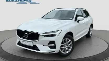 Gebraucht Volvo XC60 Momentum 197 PS (144 kW) 2022 Weiß SUV