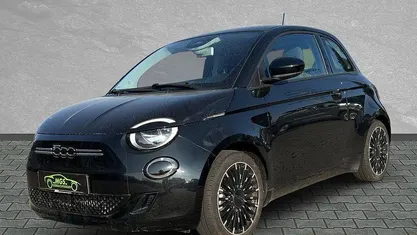 Gebraucht Fiat 500e Icon 86 kW (118 PS) 2021 Onyx schwarz Limousine