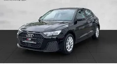Schwarz (mythosschwarz metallic) Gebraucht 2024 Audi A1 Sportback Ambiente Kleinwagen | 23.780 € (Guter Preis)