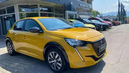 Gebraucht 2022 Peugeot 208 Active Kleinwagen | 15.900 € (Fairer Preis)