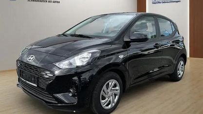 Usata Hyundai i10 Select 63 CV (46 kW) 2024 Verde Utilitaria