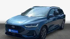 Blau Gebraucht 2024 Ford Focus ST-Line X Kombi | 24.900 € (Guter Preis)