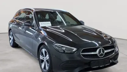 Gebraucht Mercedes C220 Avantgarde 200 PS (147 kW) 2023 Graphitgrau metallic Kombi