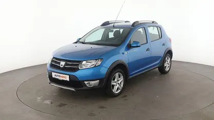 Blau Gebraucht 2015 Dacia Sandero Prestige Kleinwagen | 8.170 € (Fairer Preis)