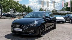 Schwarz Gebraucht 2023 Hyundai i30 Trend Kombi | 20.980 € (Fairer Preis)
