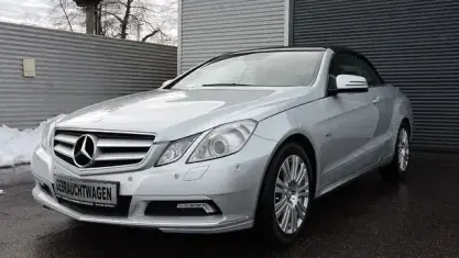Gebraucht Mercedes E250 Elegance 204 PS (150 kW) 2011 Grau Cabrio