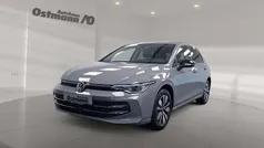 Mondsteingrau Gebraucht 2024 VW Golf VIII Goal Limousine | 30.770 € (Superpreis)