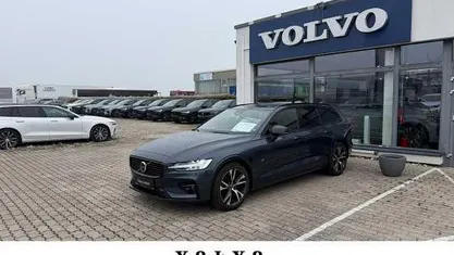 Gebraucht 2022 Volvo V60 Plus Kombi | 30.490 € (Fairer Preis)