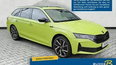 Mambagrün Neu 2025 Skoda Octavia SportLine Kombi | 35.980 € (Fairer Preis)