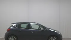Gebraucht 2018 Peugeot 208 Allure Kleinwagen | 10.280 € (Fairer Preis)