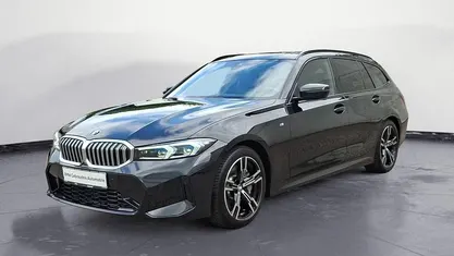 Gebraucht BMW 330 M Sport 245 PS (180 kW) 2024 Schwarz Kombi