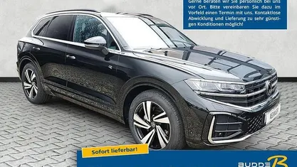 Neu VW Touareg R-line 286 PS (210 kW) 2025 Grenadillschwarz metallic SUV