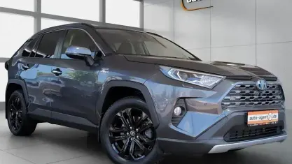 Gebraucht Toyota RAV4 Hybrid Lounge 222 PS (163 kW) 2019 Grey metallic SUV