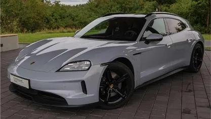 Eisgraumetallic Gebraucht 2024 Porsche Taycan Sport Turismo Limousine | 95.800 € (Fairer Preis)