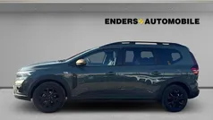 Gebraucht 2025 Dacia Jogger Extreme Van / Kleinbus | 21.850 € (Fairer Preis)