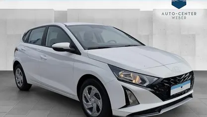 Weiß Gebraucht 2025 Hyundai i20 Select Limousine | 16.990 € (Superpreis)