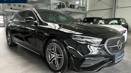 Gebraucht Mercedes E300 AMG 204 PS (150 kW) 2023 Schwarz Kombi