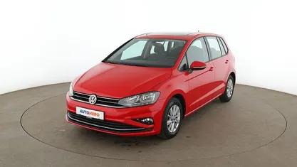 Gebraucht VW Golf Sportsvan Comfortline 131 PS (96 kW) 2019 Rot Van / Kleinbus