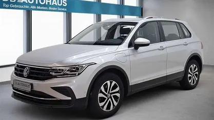 Gebraucht VW Tiguan Active 245 PS (180 kW) 2022 SUV