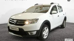 Arktisweiß Gebraucht 2016 Dacia Sandero Prestige Kleinwagen | 9.300 € (Fairer Preis)