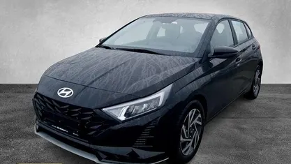 Gebraucht Hyundai i20 Trend 101 PS (74 kW) 2025 5 türen Kleinwagen