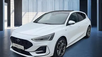 Gebraucht Ford Focus ST-Line X 155 PS (114 kW) 2023 Weiß Limousine