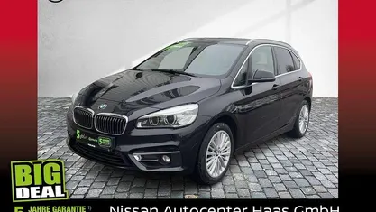 Black sapphire metallic Gebraucht 2017 BMW 225 Active Tourer Luxury Line Van / Kleinbus | 17.980 € (Fairer Preis)