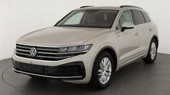 Sechura beige metallic Neu 2025 VW Touareg Elegance SUV | 69.445 € (Fairer Preis)