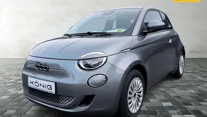 Mineral grau Gebraucht 2023 Fiat 500e Limousine | 19.998 € (Guter Preis)