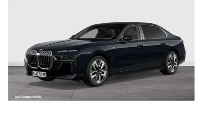 Usata BMW 750e M Sport 489 CV (359 kW) 2024 Berlina
