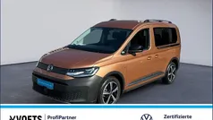 Copper bronze metallic Gebraucht 2024 VW Caddy Life Van / Kleinbus | 33.580 € (Fairer Preis)